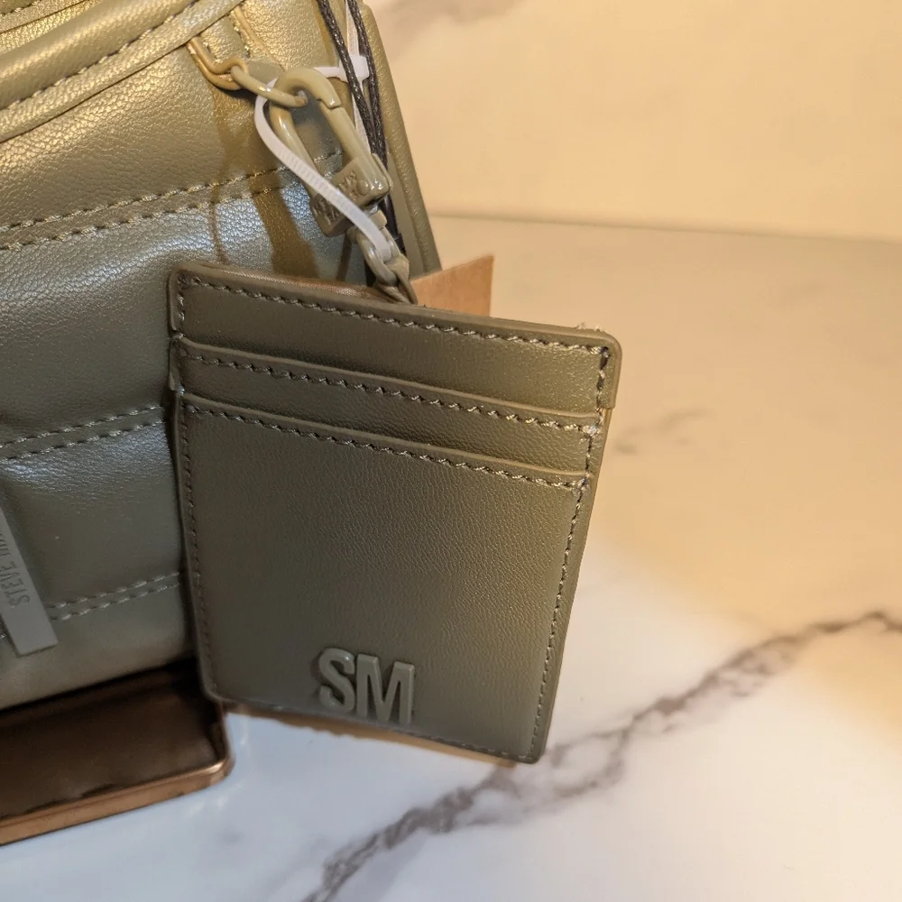 Steve Madden BZOIA Crossbody NWT